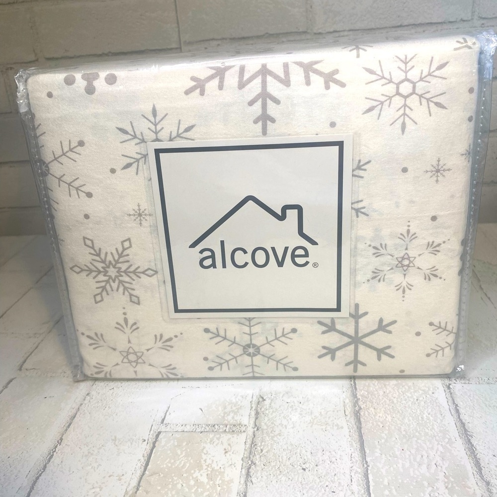 Queen Flannel Sheet Set Alcove New Snowflakes